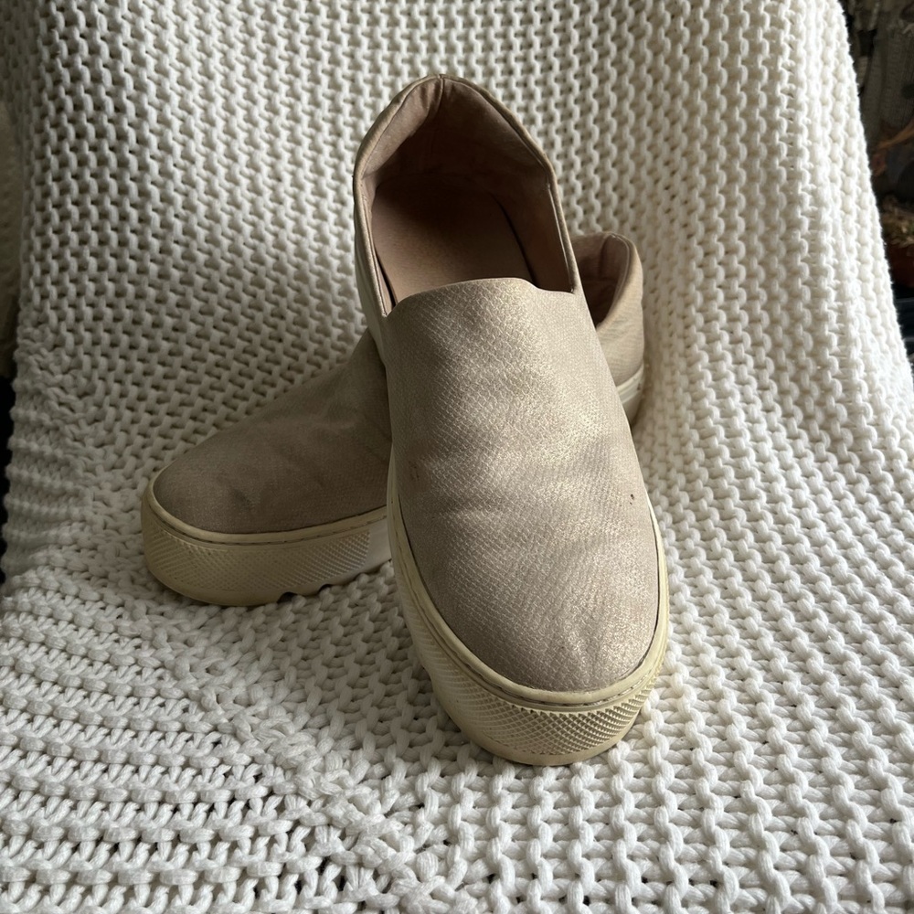 JSlides Snake skin printed slip on